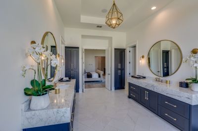 Marble Accents in Bathroom