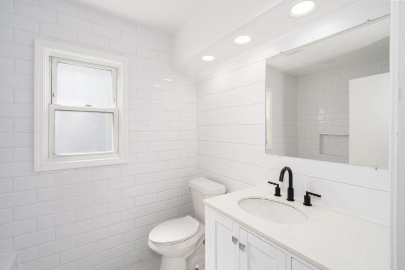 When to Hire a Bathroom Remodeler